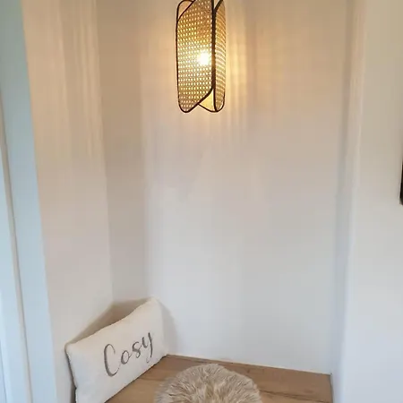 Solas Na Gealai, Entire House, Sleeps 8 펜션 *