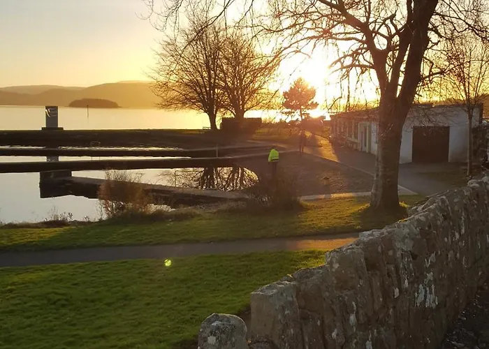 Solas Na Gealai, Entire House, Sleeps 8