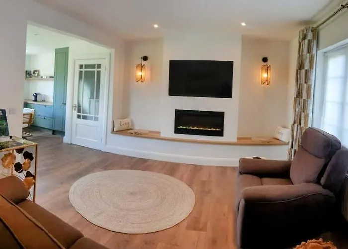 Solas Na Gealai, Entire House, Sleeps 8